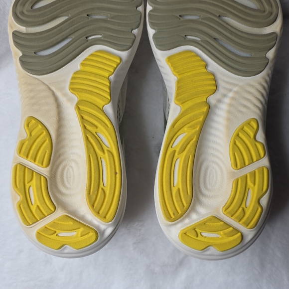 Brooks Men's Glycerin 22 - Coconut / Tea / Blazing Yellow - Picture 8 of 15